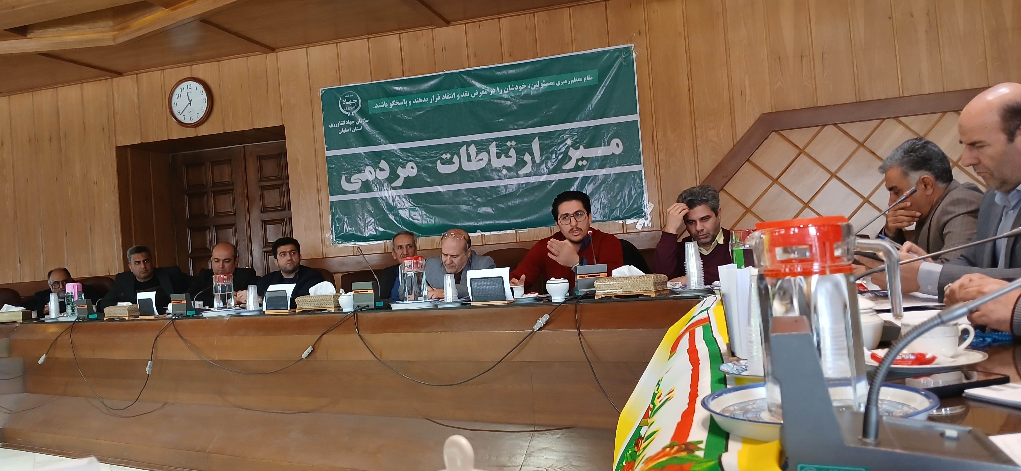 مهندس مرادمند ریاست محترم جهاد کشاورزی استان اصفهان:دست تیم تعاونی فاتح را به گرمی می فشاریم